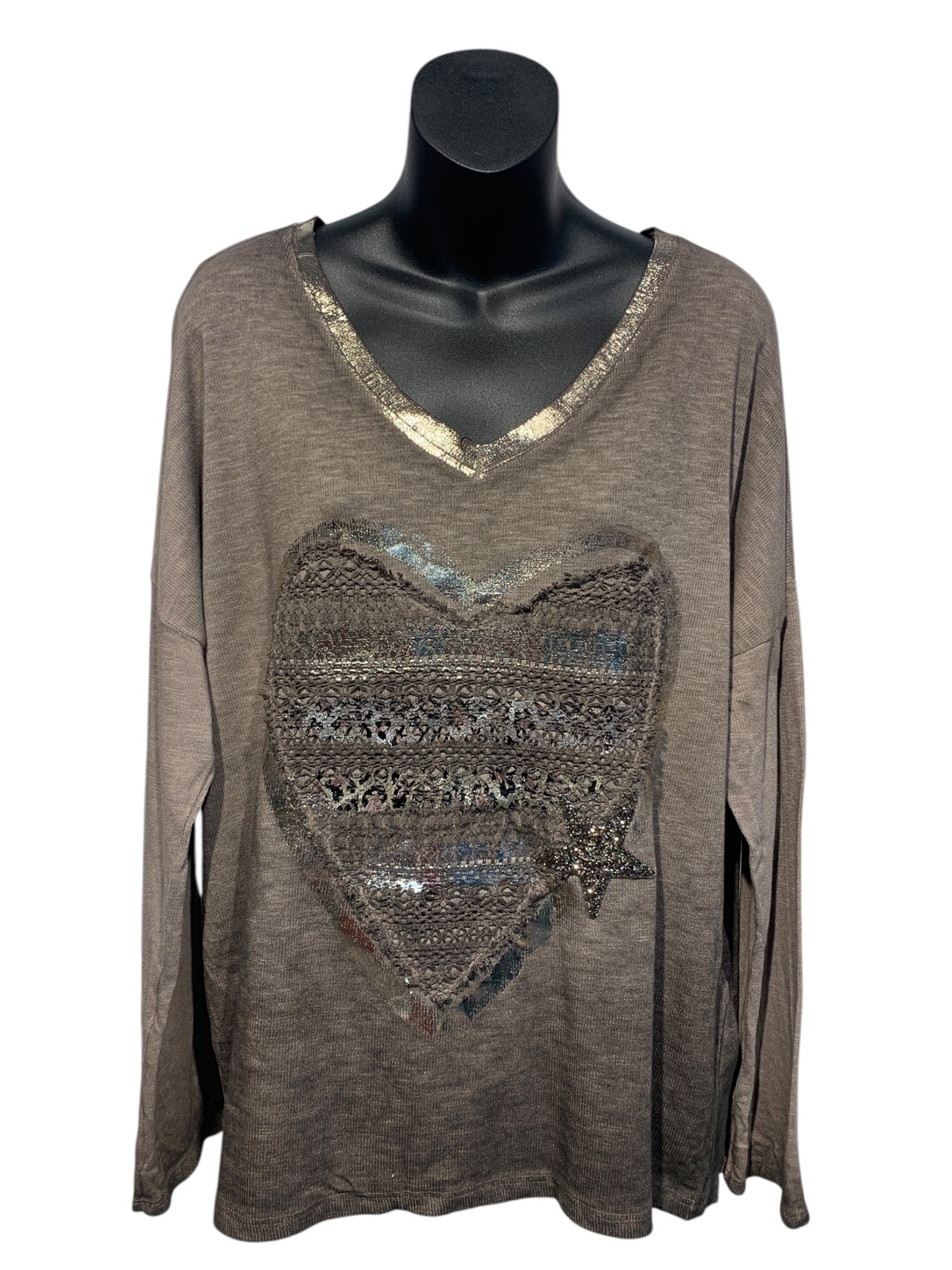 Italian V-Neck Cotton Top with Lace and Leopard Print Heart